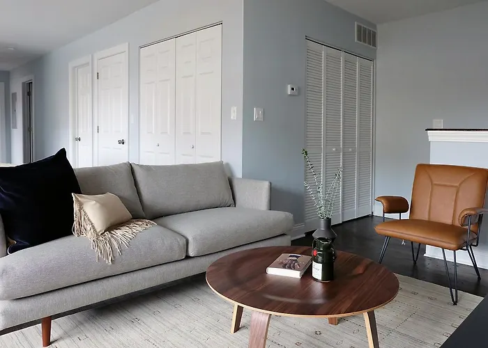 Sonder — West Belmont * Chicago